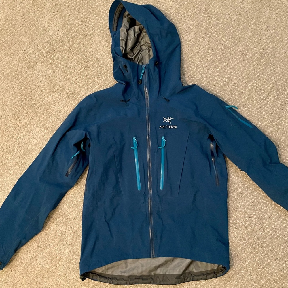 Arcteryx Alpha SV jacket